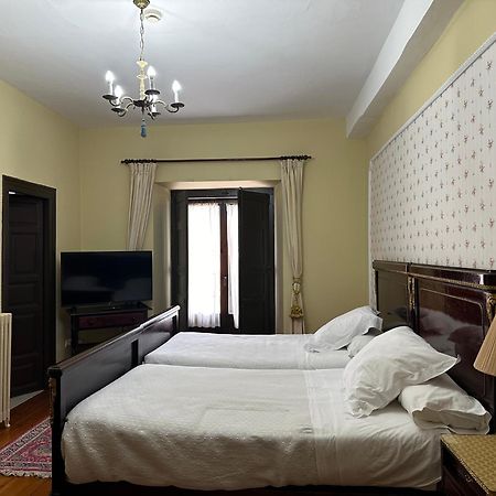 Hotel Palacio La Casona De Cerrazo Екстериор снимка
