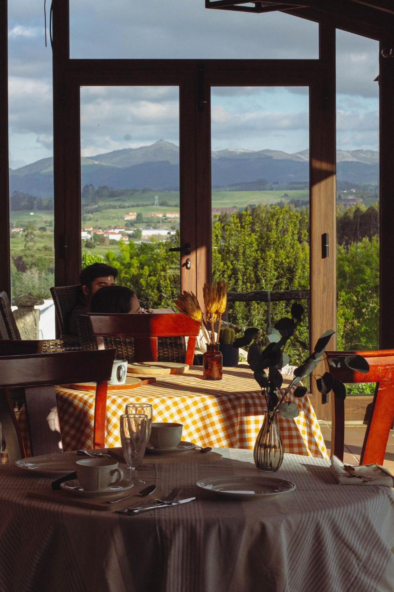 Hotel Palacio La Casona De Cerrazo Екстериор снимка