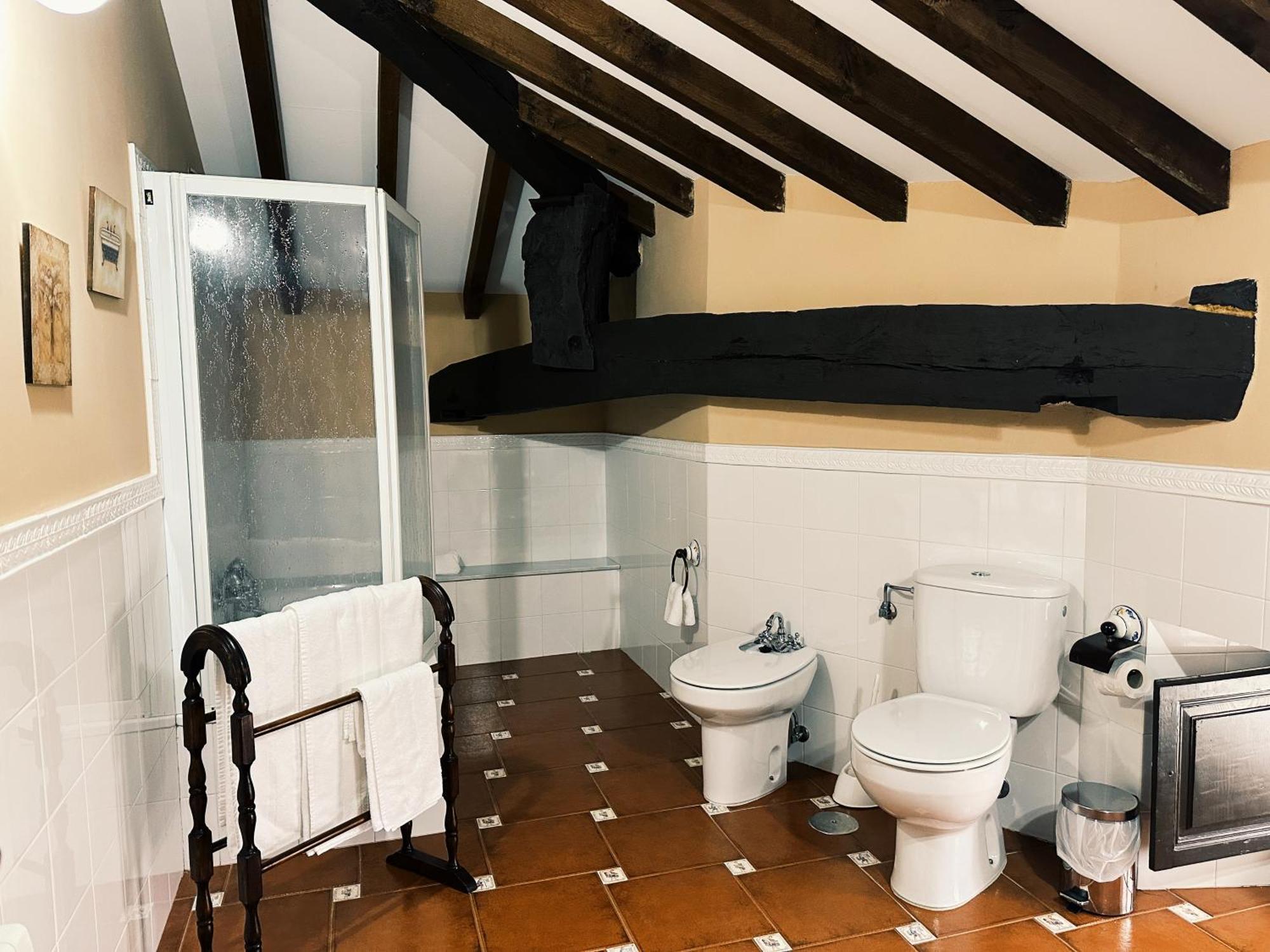Hotel Palacio La Casona De Cerrazo Стая снимка