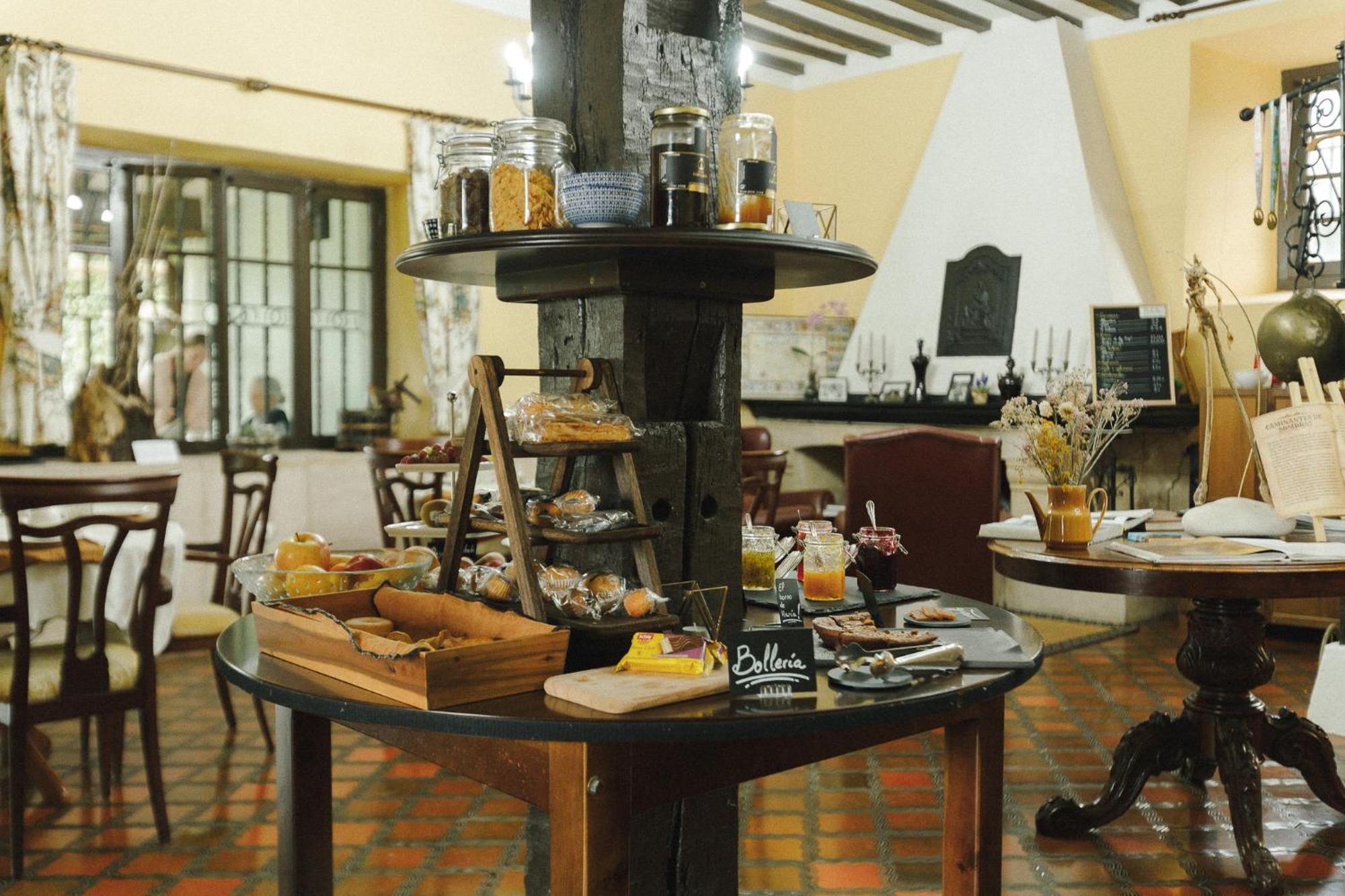 Hotel Palacio La Casona De Cerrazo Екстериор снимка