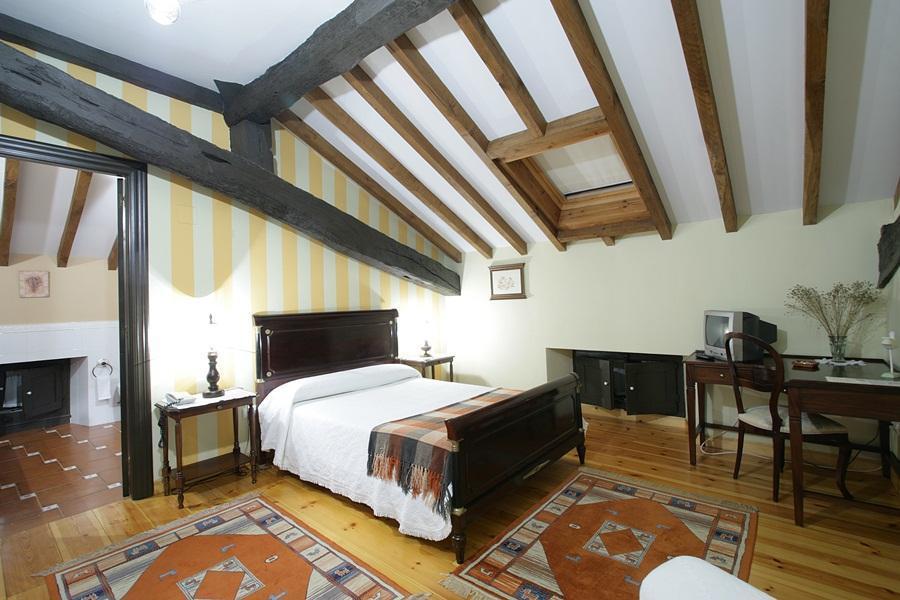 Hotel Palacio La Casona De Cerrazo Екстериор снимка